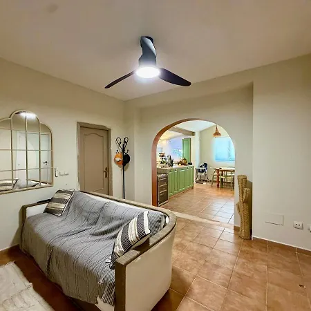 La Colmenita Countryside Escape Pet Friendly Habitación en casa particular Estepona